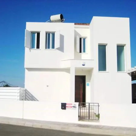 Villa Avra Garden Protaras