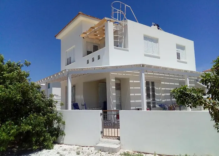 Avra Garden Villa Protaras