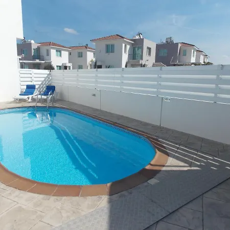 Avra Garden Villa *