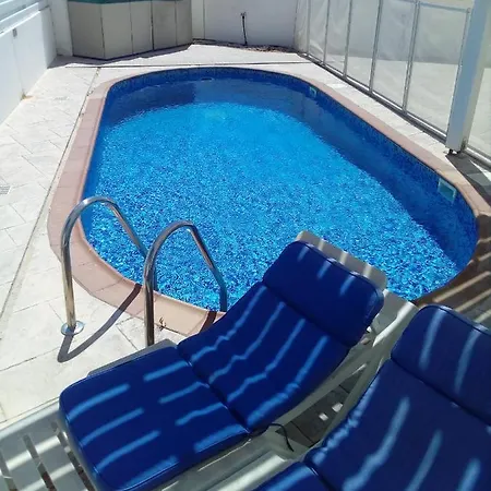 Βίλα Avra Garden *