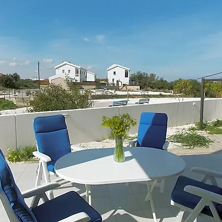 Avra Garden